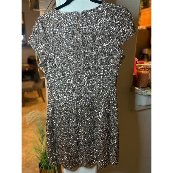 Parker Champagne Gold Sequin Mini Dress Size M 4-8 MSRP $398 - Picture 3 of 5